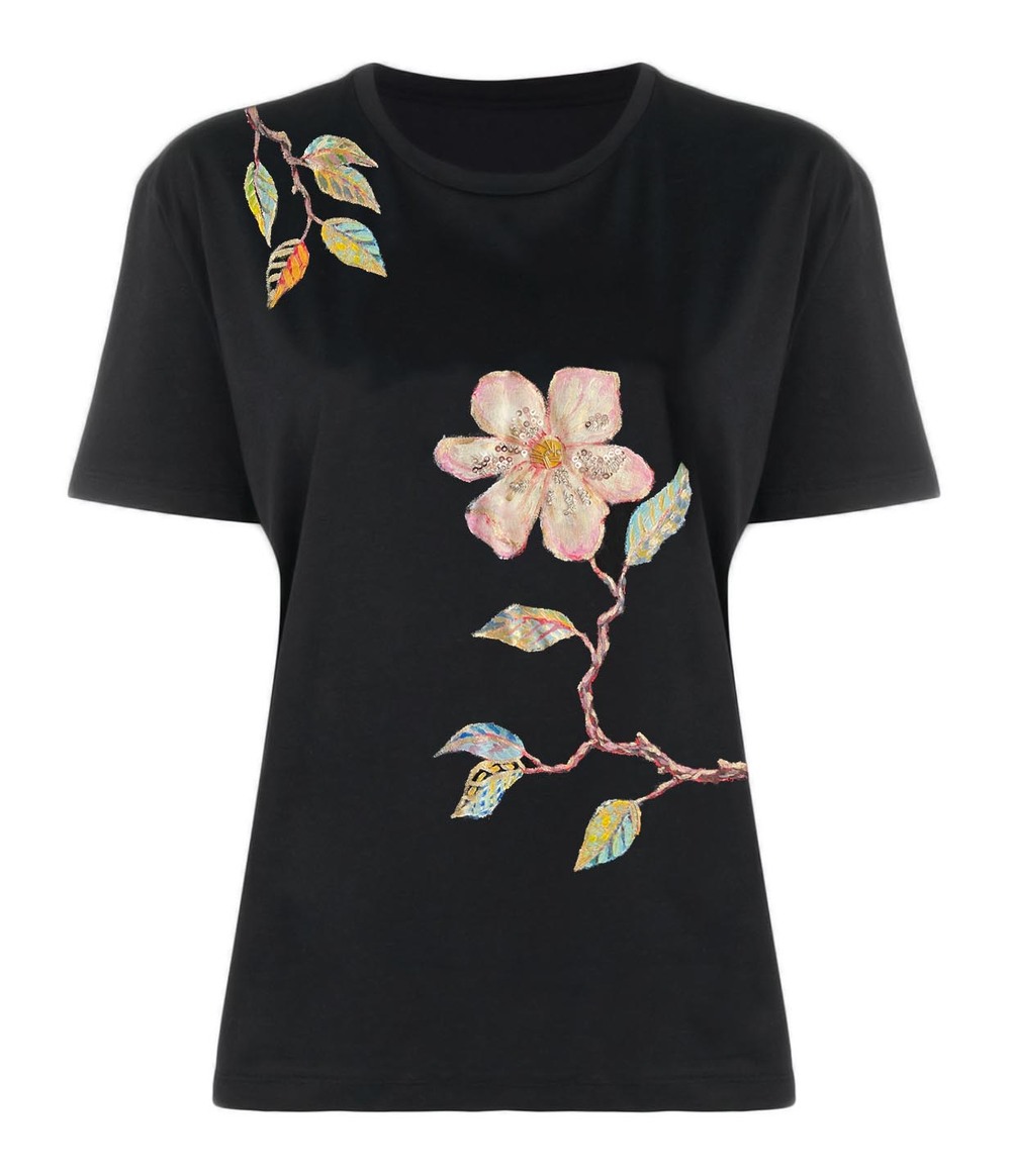 Футболка магнолия на черном