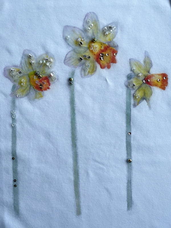 Футболка нарциссы