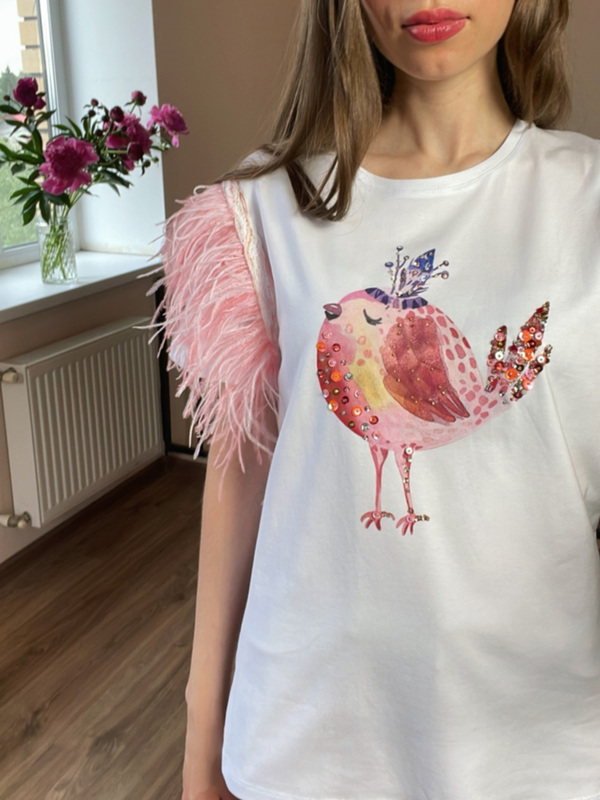 Футболка кокетка с перьями