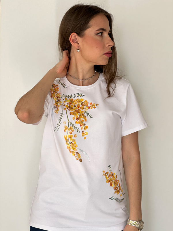Футболка мимоза