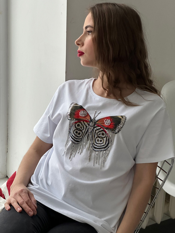 Футболка бабочка графика