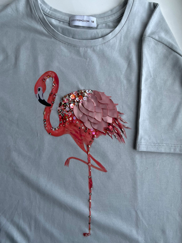 Футболка фламинго на пепельном