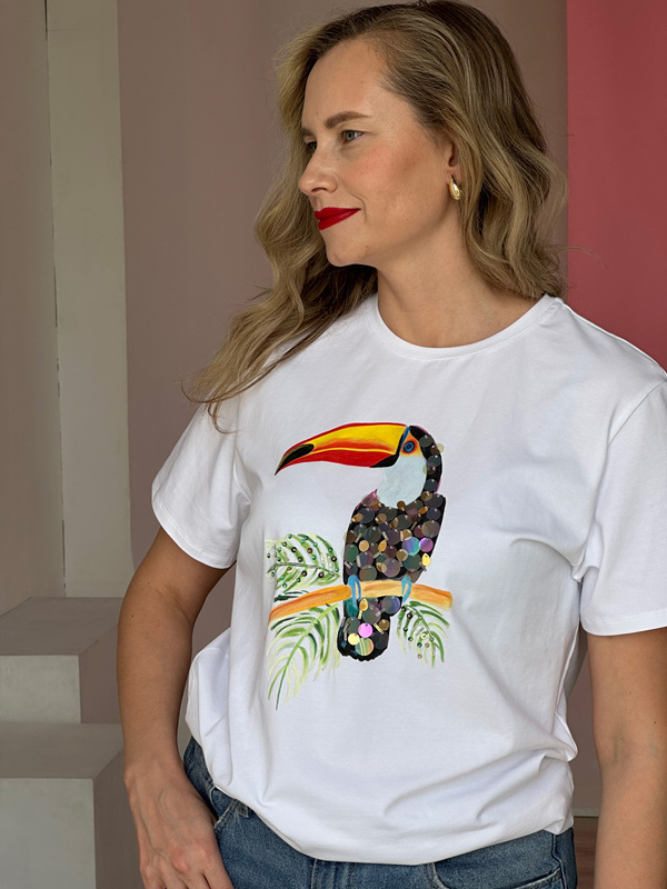 Футболка тукан