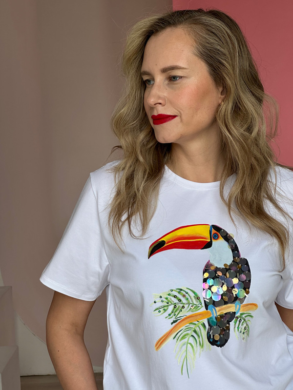 Футболка тукан