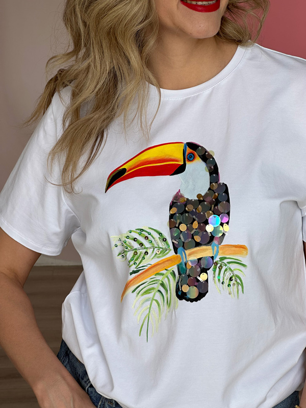 Футболка тукан