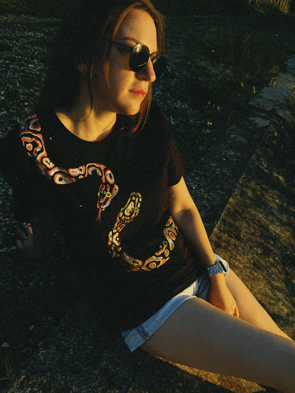 Футболка змеи