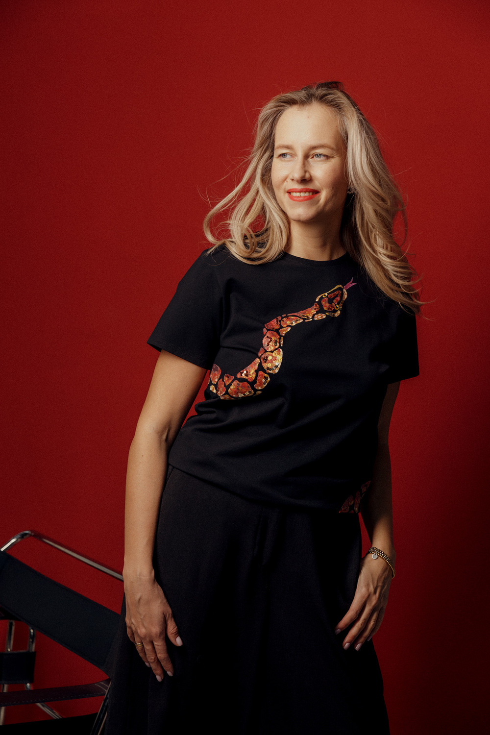 Футболка со змеей