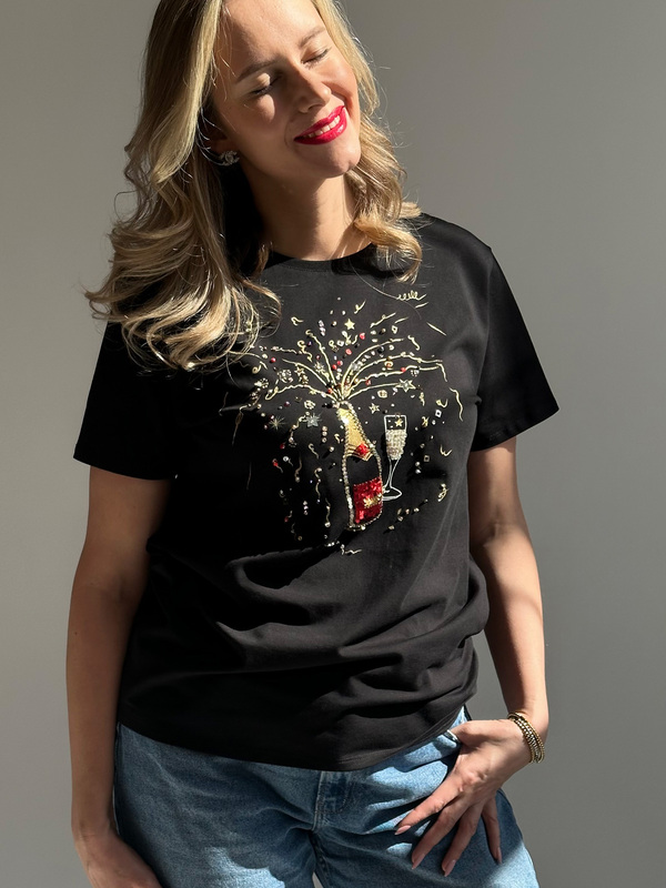 Футболка шампанское на черном