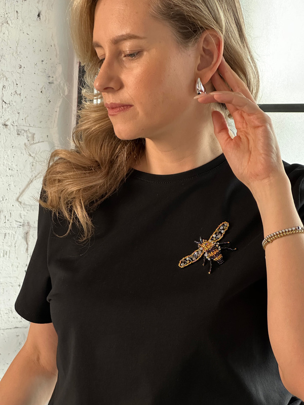 Футболка пчела кутюрная