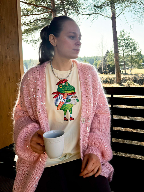 Футболка сливочная с жабёнком