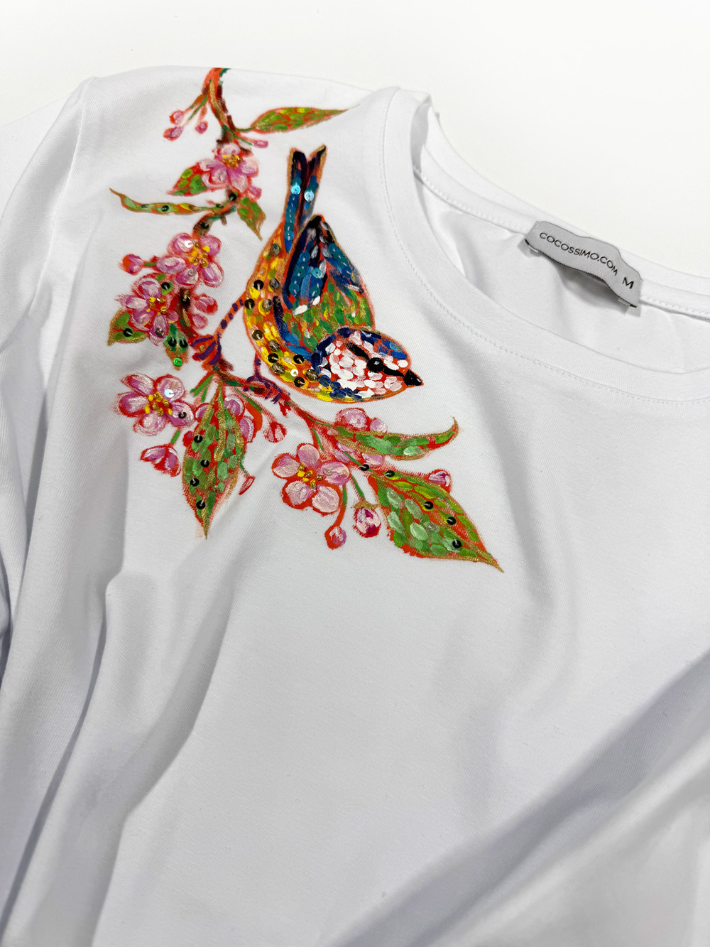 Футболка с птичкой