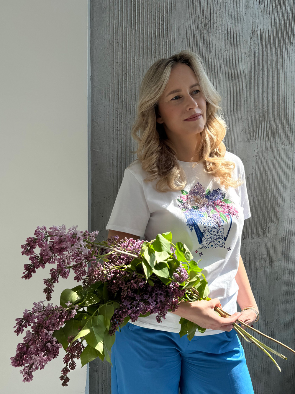 Футболка сирень