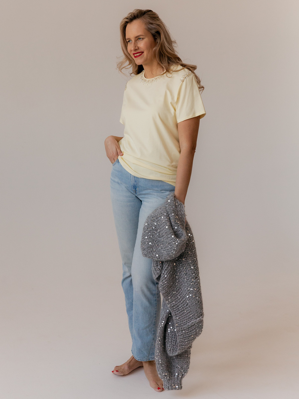 Футболка в стиле CHANEL сливочный