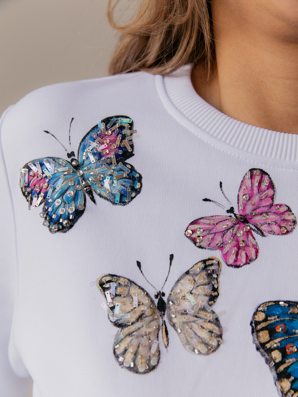 Свитшот с бабочками
