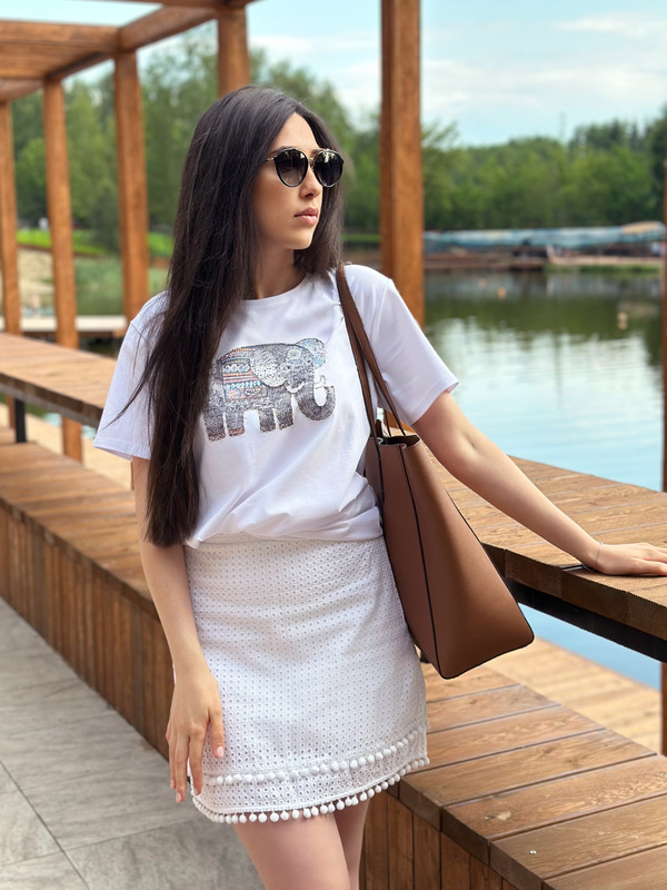 Футболка слон