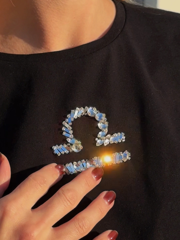 Футболка со знаком Весы