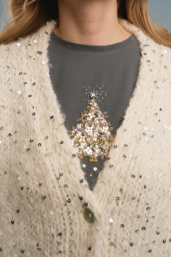 Кардиган с пайетками молочный