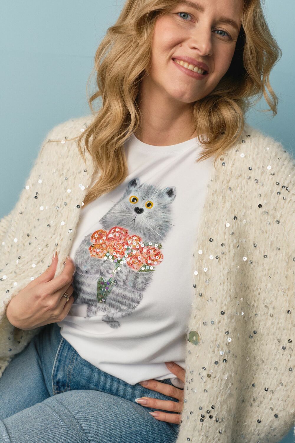Футболка кот с букетом