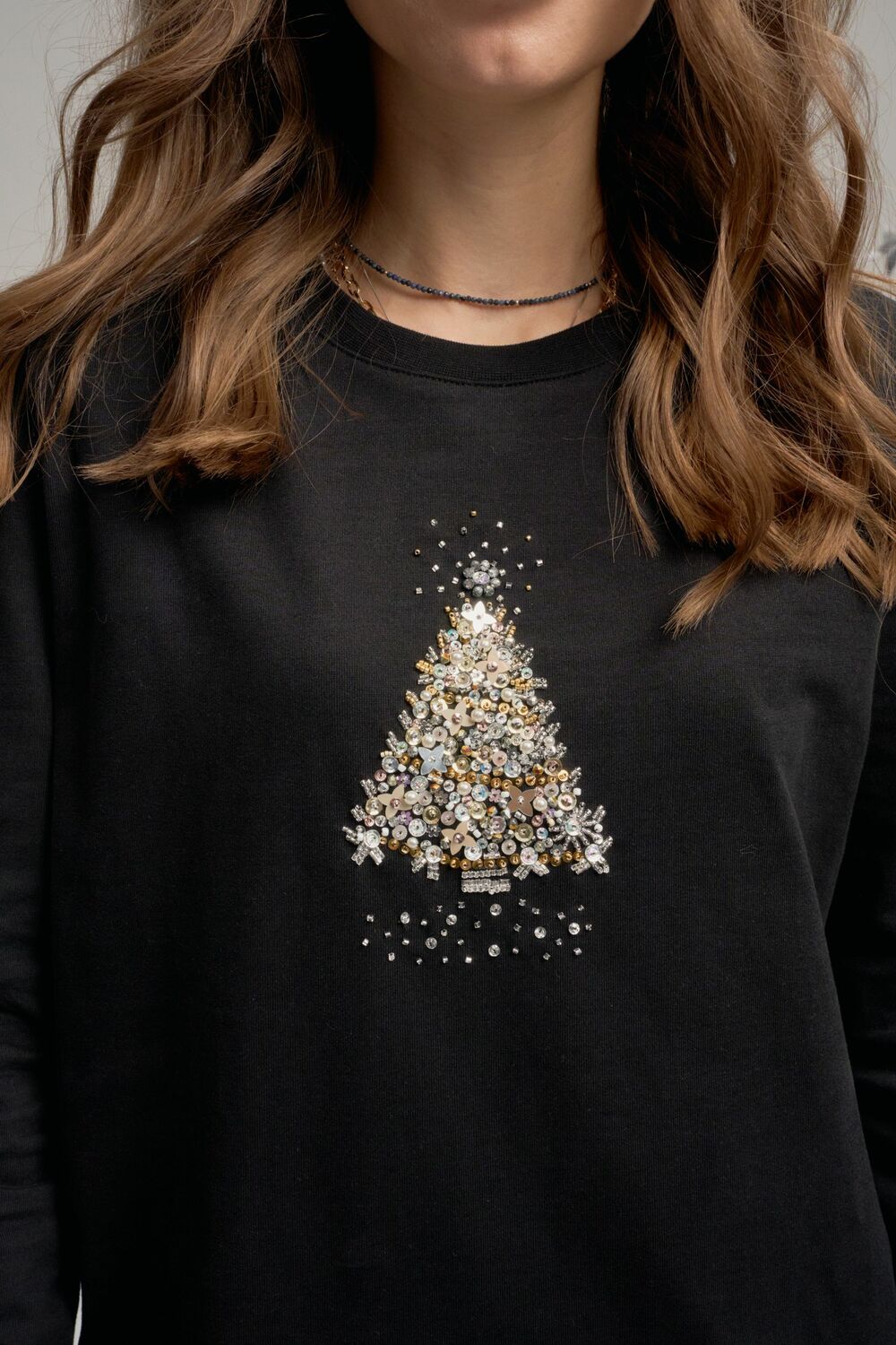 Лонгслив с вышивкой ёлочка