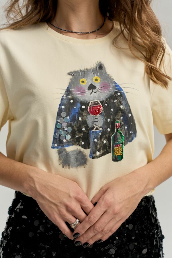 Футболка под настроение сливочная