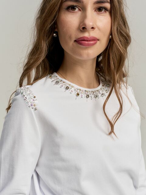 Лонгслив в стиле Chanel белый