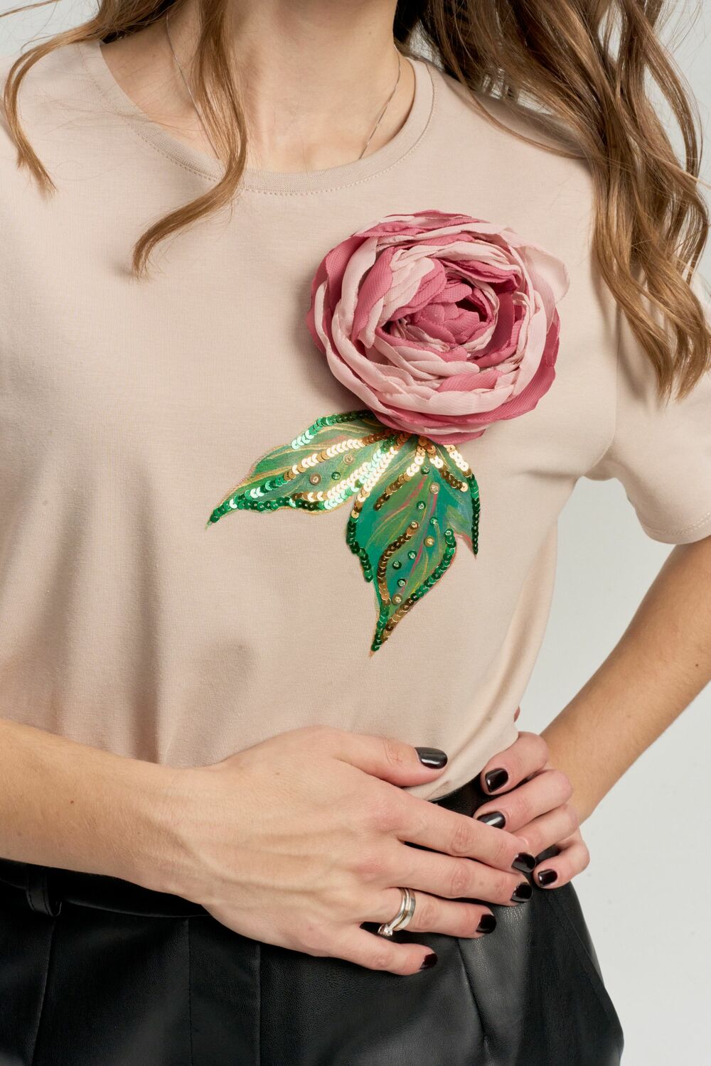 Футболка пион какао