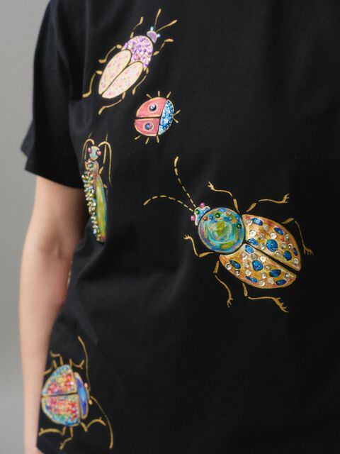 Футболка жуки яркие