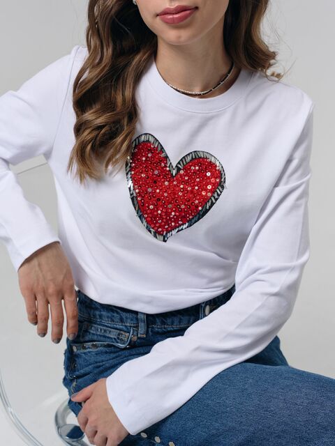 Лонгслив с сердцем