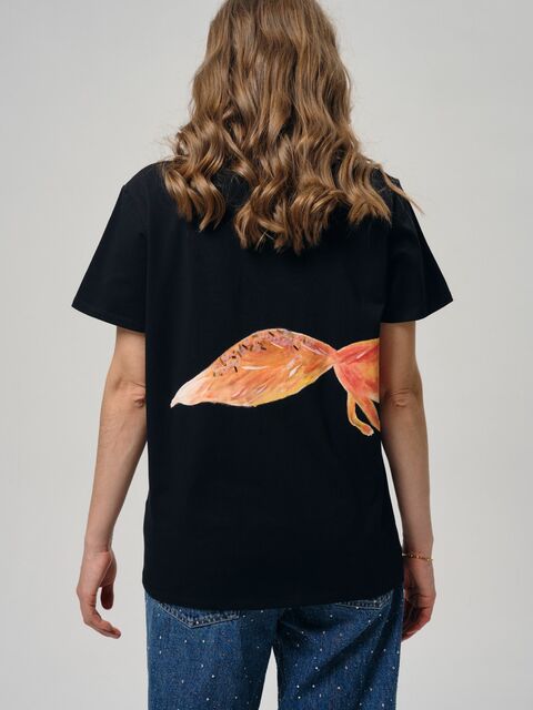 Футболка лиса на черном