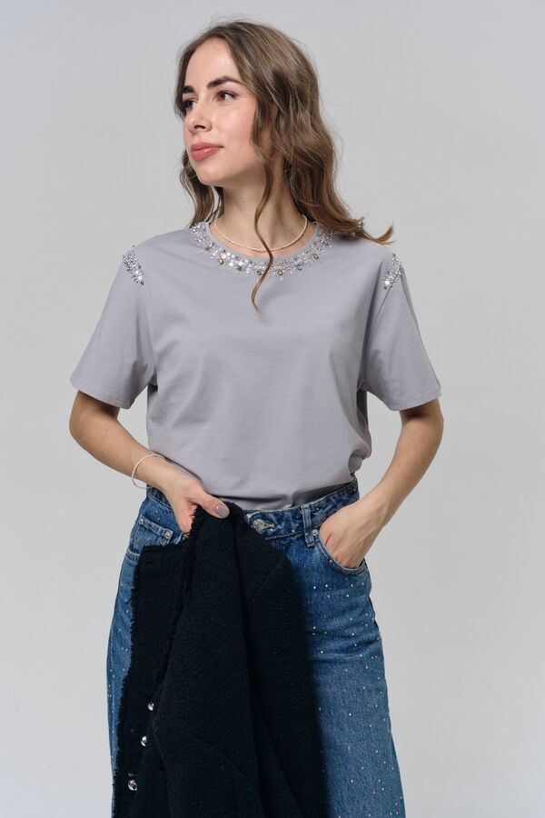 Футболка в стиле CHANEL пепельная