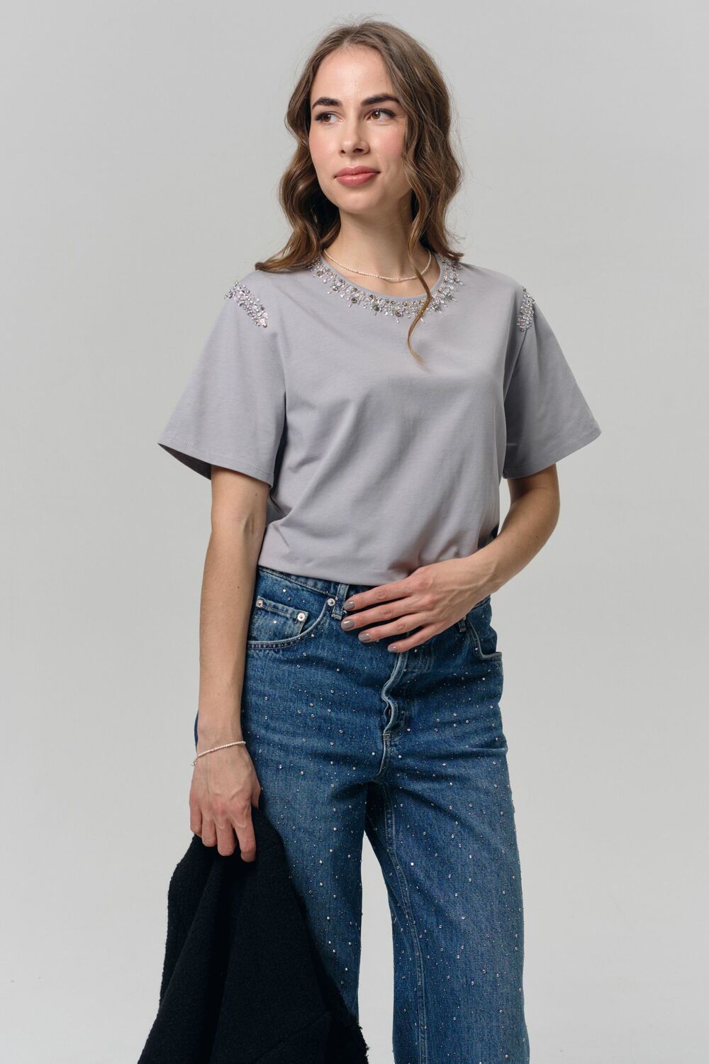 Футболка в стиле CHANEL пепельная