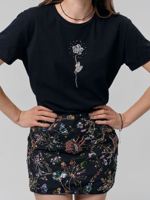 Футболка цветок