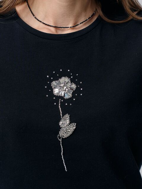 Футболка цветок