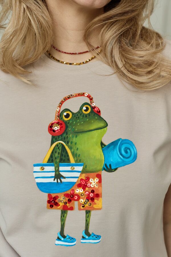 Футболка бежевая Пляжный жабёнок