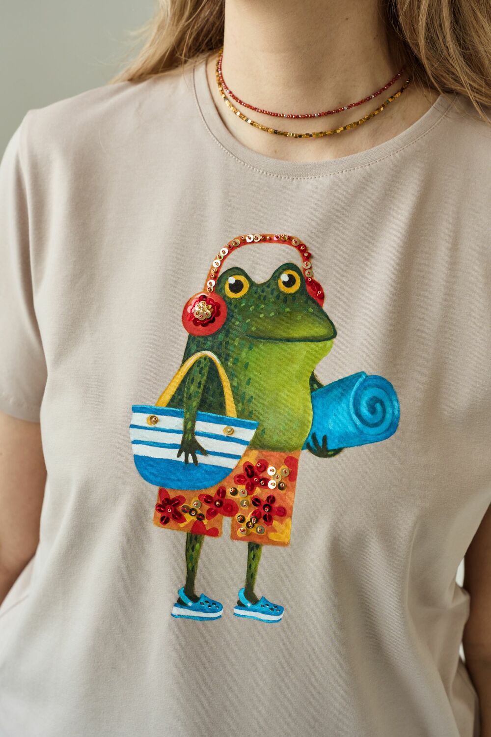 Футболка бежевая Пляжный жабёнок