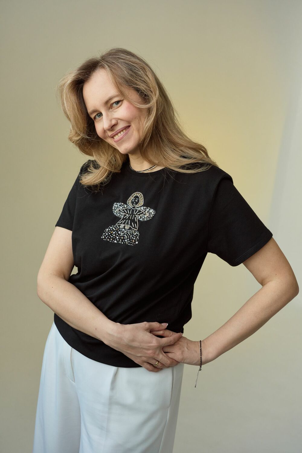 Футболка с кутюрным ангелом